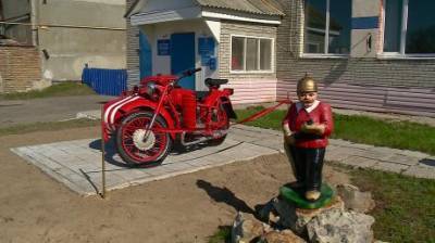 В Бессоновке отреставрировали старый пожарный мотоцикл - penzainform.ru - район Бессоновский