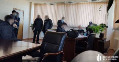 Петр Порошенко - Вероятные поставки в ВСУ некачественной техники: ГБР провело обыски в "Кузни на Рыбацкой " и "Богдан Моторс" (4 фото) - tsn.ua - Минобороны