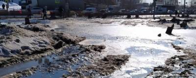 Жители Новосибирска жалуются на грязь из-за стройки четвертого моста - runews24.ru - Новосибирск