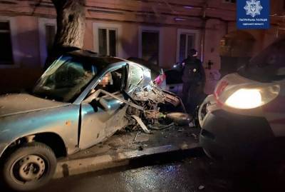 В Одессе столкнулись легковушка и "скорая", пострадал человек - kp.ua - Киев - Одесса - Одесская обл.