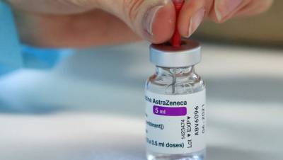 Пауль Эрлих - Семь человек в Британии скончались от тромбов после вакцины AstraZeneca - gazeta.ru - Англия