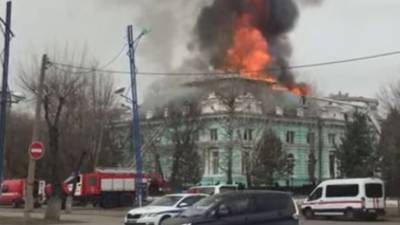 Кардиоцентр в Благовещенске восстановят после пожара не раньше 2022 года - newizv.ru - Благовещенск