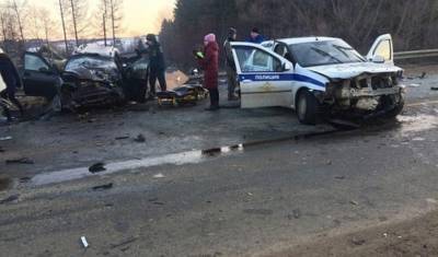 В Башкирии экипаж ДПС столкнулся с двумя автомобилями, четыре человека в больнице - mkset.ru - Башкирия - Уфа - район Благовещенский