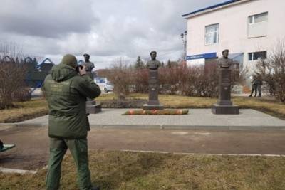 Сведения об осквернении памятника героям 6-й роты в Острове проверят следователи - mk-pskov.ru - Псковская обл. - Псков