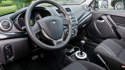 Автомобили Lada могут стать дешевле в России - riafan.ru - Москва - Ижевск - Тольятти