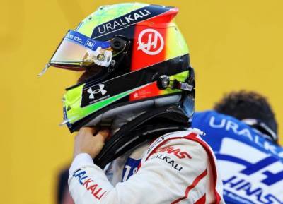 Мик Шумахер - Мик Шумахер: Мне нравится работать с нашей командой - f1news.ru