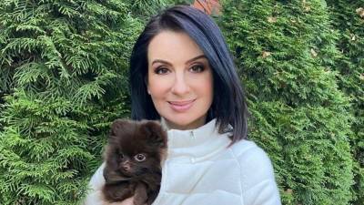 Екатерина Стриженова - «Бриллиантовая рука»: Стриженовой установили дорогой шведский имплант в предплечье - 5-tv.ru