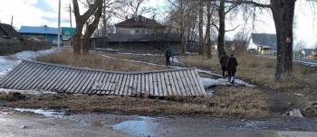 В Белозерске обвалилась крыша сооружения, построенного в рамках «Народного бюджета» - vologda-poisk.ru - Белозерск