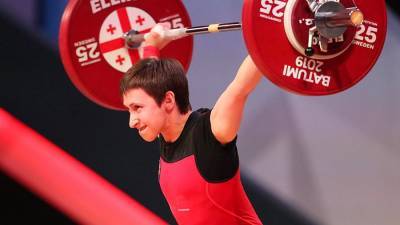 Кристина Соболь взяла серебро на чемпионате Европы по тяжелой атлетике - iz.ru - Москва