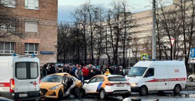Нарушитель против предпринимателя: стали известны личности погибших при столкновении каршеринга и такси - reendex.ru - Москва