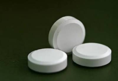 Альберт Бурла - В Pfizer анонсировали появление таблеток от коронавируса до конца 2021 года - facenews.ua - Украина