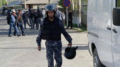Число пострадавших в конфликте на границе Киргизии выросло до 124 человек - iz.ru - Москва - Киргизия - Таджикистан