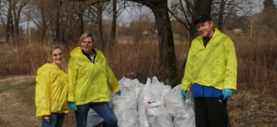 В Чехове на весенних субботниках жители собрали примерно три тысячи кубометров мусора - runews24.ru - Подольск - Зарайск