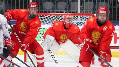 Сборная России вышла в плей-офф юниорского чемпионата мира - gazeta.ru - Швейцария - Швеция - Финляндия - Канада - Латвия
