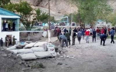 Число жертв конфликта на границе Кыргызстана и Таджикистана возросло - lenta.ua - Киргизия - Таджикистан - Бишкек - Афганистан