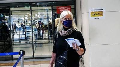 Греция продлила разрешение на въезд до 4 тыс. россиян в неделю до 14 мая - iz.ru - Греция