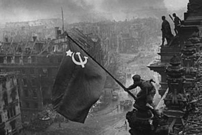 В Донецке установят памятник автору фото Знамя Победы над Рейхстагом - mk.ru - Донецк - Берлин