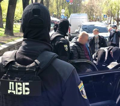 В Киеве мошенники "торговали" должностями полицейских - news.bigmir.net - Киев - Запорожья