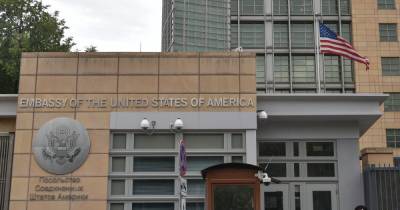 Правительство заставило: посольство США в Москве прекращает выдачу виз россиянам - focus.ua - Москва - Россия