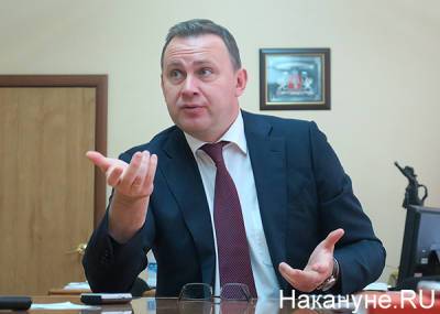 Владислав Пинаев - Мэр Нижнего Тагила в 2020 году заработал чуть больше супруги - nakanune.ru - Нижний Тагил