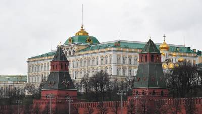 Владимир Путин - Дмитрий Песков - В Кремле поприветствовали договоренности между Киргизией и Таджикистаном - iz.ru - Киргизия - Таджикистан