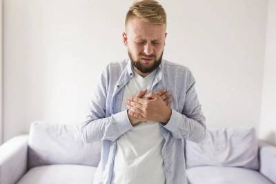 Владимир Зайцев - Врач объяснил, почему боль в горле может привести к болезням сердца - vm.ru