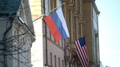Владимир Путин - Владимир Джабаров - Джо Байден - В СФ назвали шантажом заявления посольства США о прекращении выдачи виз - iz.ru