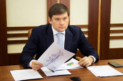 Николай Журавлев - Сенаторы подумают над применением нового статуса к построенным апартаментам - pnp.ru