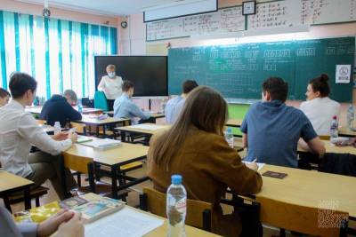 В Коми почти все выпускники получили "зачет" по итоговому сочинению с первого раза - komiinform.ru - респ. Коми