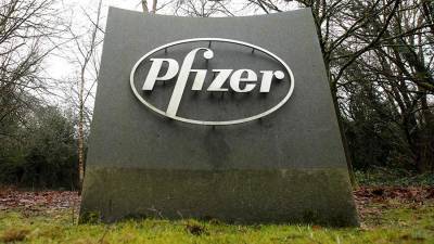 Pfizer и BioNTech подали запрос в ЕС на применение вакцины среди подростков - iz.ru