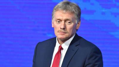 Дмитрий Песков - Песков: Россия ждет от Украины конкретных предложений по возможным переговорам - gazeta.ru - Москва - Киев