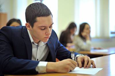 Анзор Музаев - Проверка системы сдачи экзаменов перед ЕГЭ пройдёт в школах 13 мая - pnp.ru