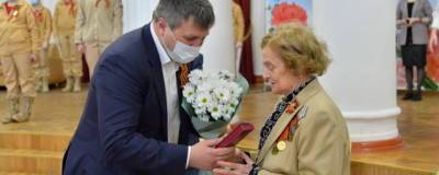 Иван Носков - Александр Самарин - Глава Дзержинска поздравил ветеранов ВОВ в преддверии Дня Победы - runews24.ru - Санкт-Петербург - Дзержинск