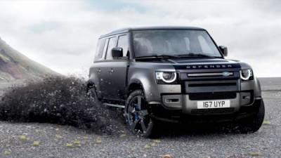 В России начались продажи новой версии Land Rover Defender - iz.ru - Израиль