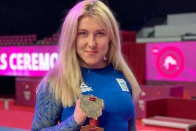Курсантка ХНУВД завоевала две золотые медали на чемпионате Европы по грэпплингу - lenta.ua - Харьков