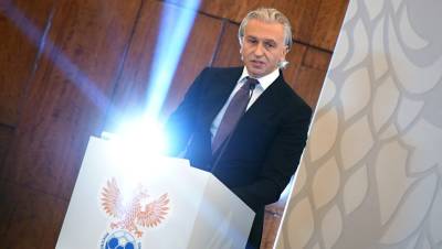 Станислав Черчесов - РФС поддержал акцию ФИФА и принял решение бойкотировать соцсети - gazeta.ru