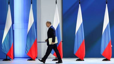 Владимир Путин - Владимир Бурматов - Павел Крашенинников - Путин подписал закон о запрете изымать питомцев у должников - gazeta.ru - Башкирия
