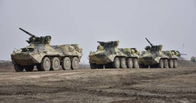 В оккупированном Крыму заметили скопление российской бронетехники (видео) - focus.ua - Крым