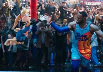 Джеймс Леброн - Майкл Джордан - Багз Банни и звезда NBA Леброн Джеймс сыграют в баскетбол против искусственного интеллекта в "Космическом джеме: Новое поколение" - kp.ua