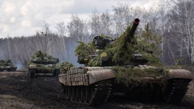 В зоне ООС состоялось обучение украинских танкистов резерва: мощные фото, видео - 24tv.ua