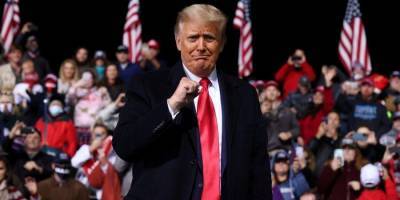 Дональд Трамп - Jonathan Ernst - Команда Трампа хитростью снимала со сторонников деньги на избирательную кампанию — NYT - nv.ua - США - New York - New York