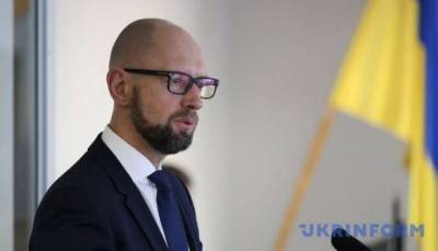 Арсений Яценюк - Арсений Яценюк о выборах в 87-м округе: Став на путь Януковича, финиш будет аналогичным - lenta.ua