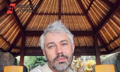 Александр Рогов - Какую верхнюю одежду носить весной: советы модного эксперта - fedpress.ru - Москва