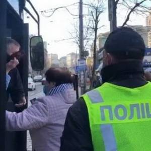 В столице из-за локдауна усилили патрули - reporter-ua.com - Киев - Новости
