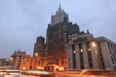 Мария Захарова - МИД РФ допустил применение военно-технических мер в ответ на ракетные угрозы Запада - vm.ru