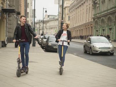 Максим Ликсутов - Прокат самокатов возобновили в Москве с наступлением теплого сезона - vm.ru - Москва