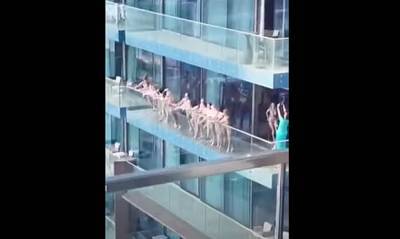 В Дубае полиция задержала россиянок за участие в эротической съемке - og.ru - Эмираты - Dubai
