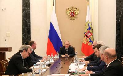 Владимир Путин - Дмитрий Песков - Кремль назвал дату послания Владимира Путина Федеральному собранию - znak.com