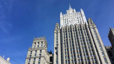 Мария Захарова - МИД России не исключил военно-технических мер из-за ракетных угроз - russian.rt.com - Москва - Вашингтон - Англия