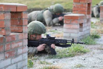 «Один из первых»: Полк спецназначения ЮВО полностью перевооружили на новый автомат АК-12 - topwar.ru - Ставрополье